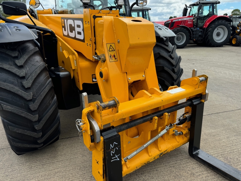 JCB 560-80 Agrixtra