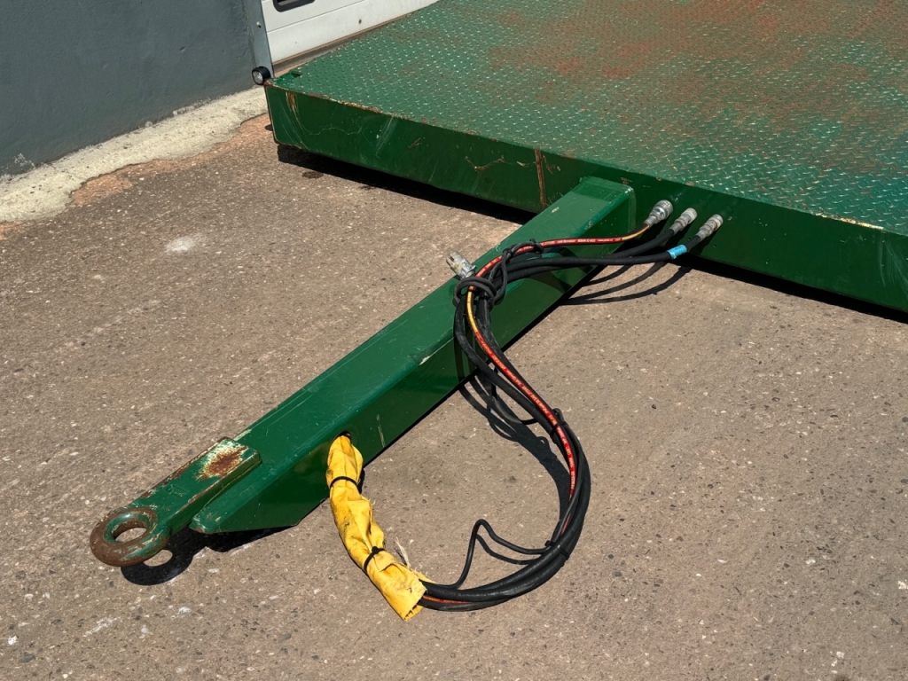 Bailey 8 Ton Drop Deck trailer