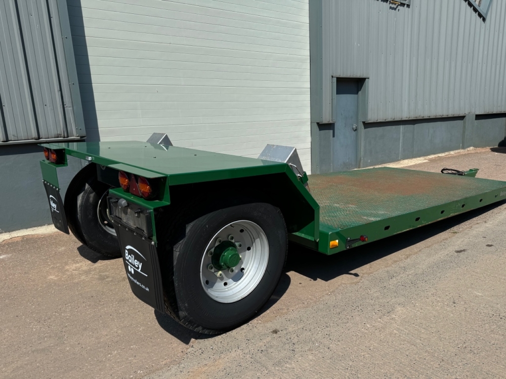 Bailey 8 Ton Drop Deck trailer