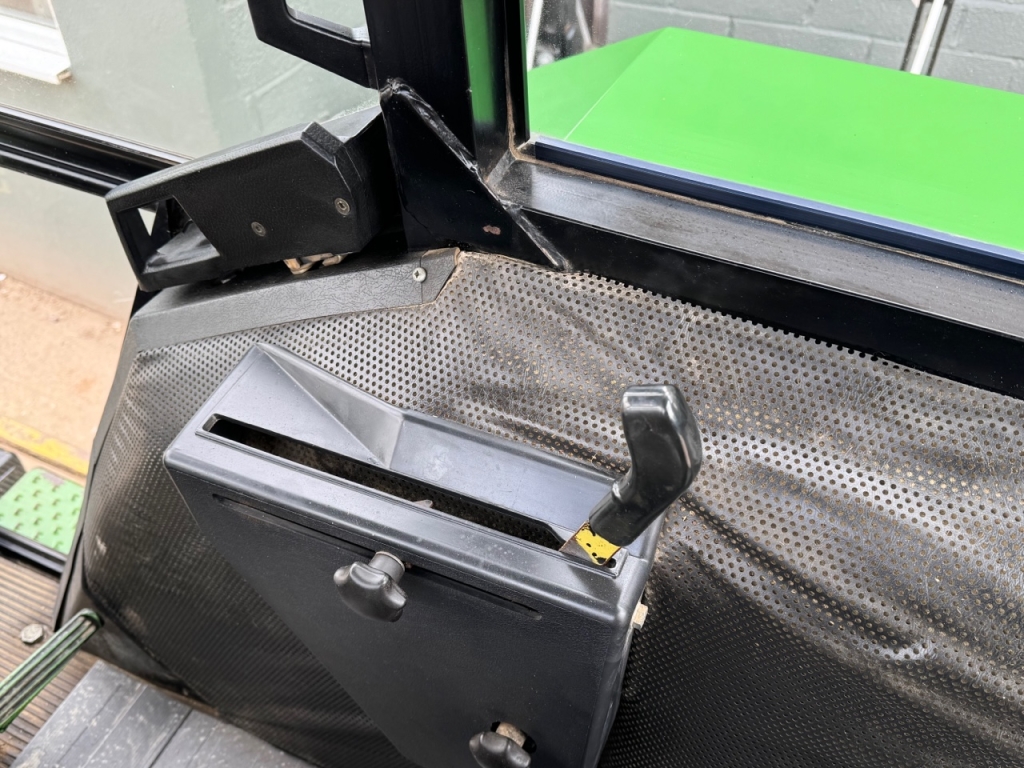 John Deere 2030