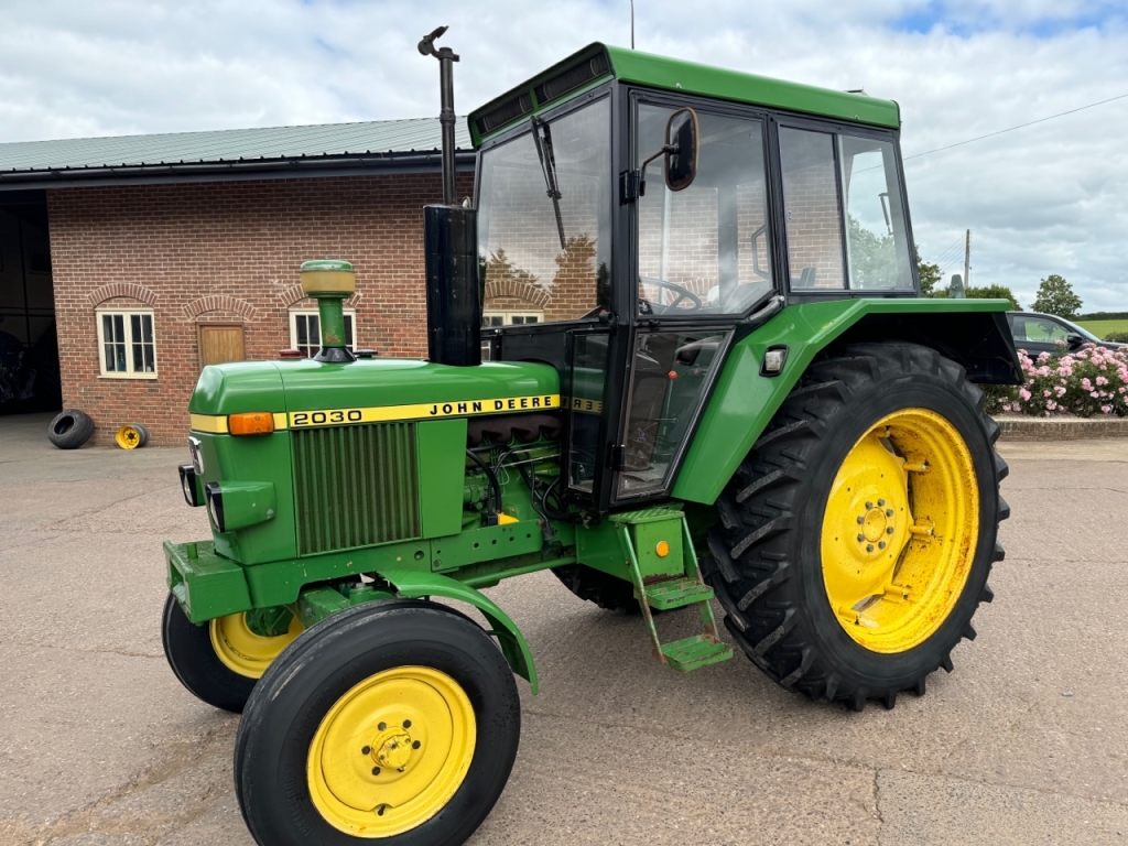 John Deere 2030