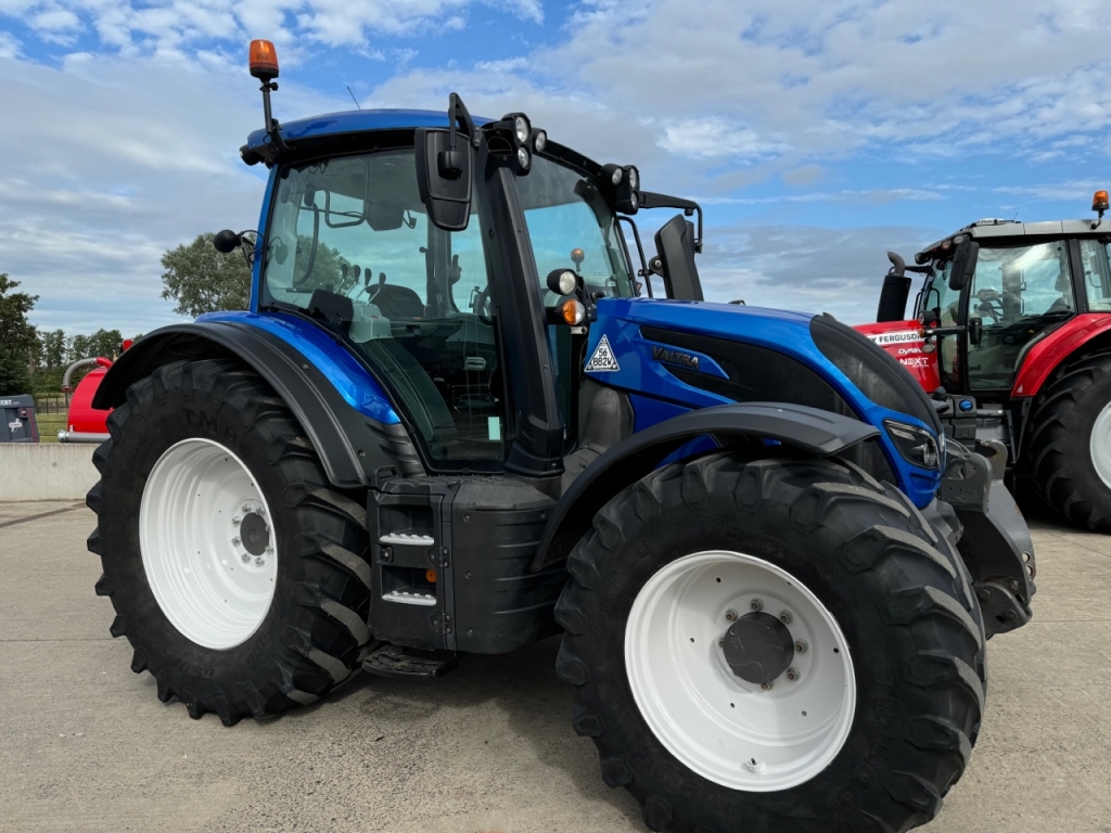 Valtra N174 Active
