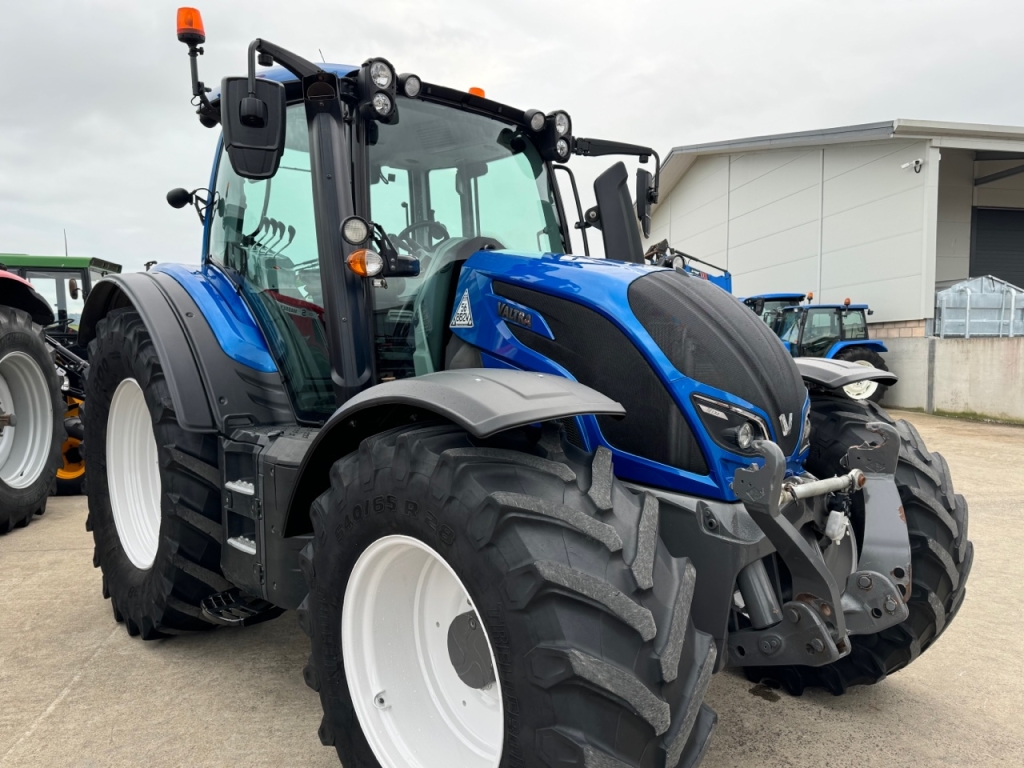 Valtra N174 Active
