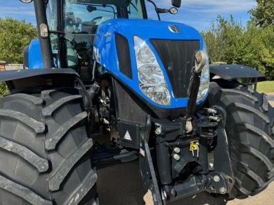 New Holland T7.235