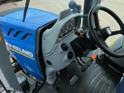 New Holland T7.210