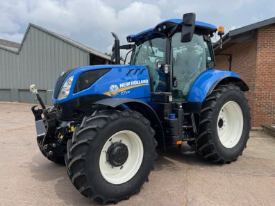 New Holland T7.210
