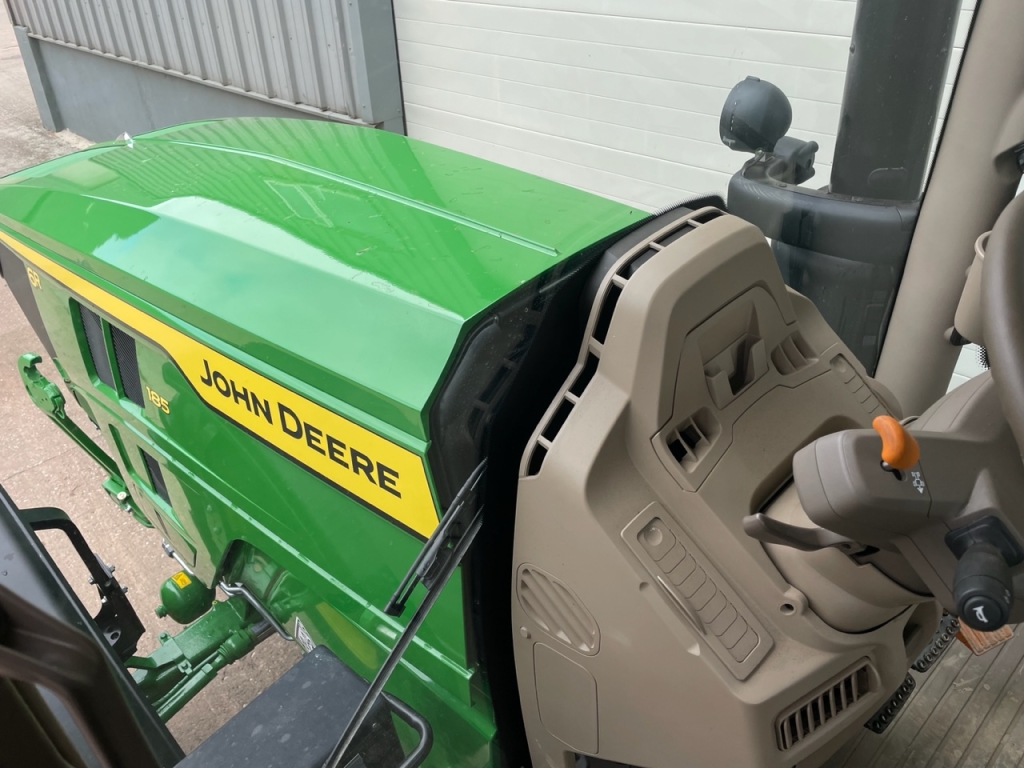 John Deere 6R 185
