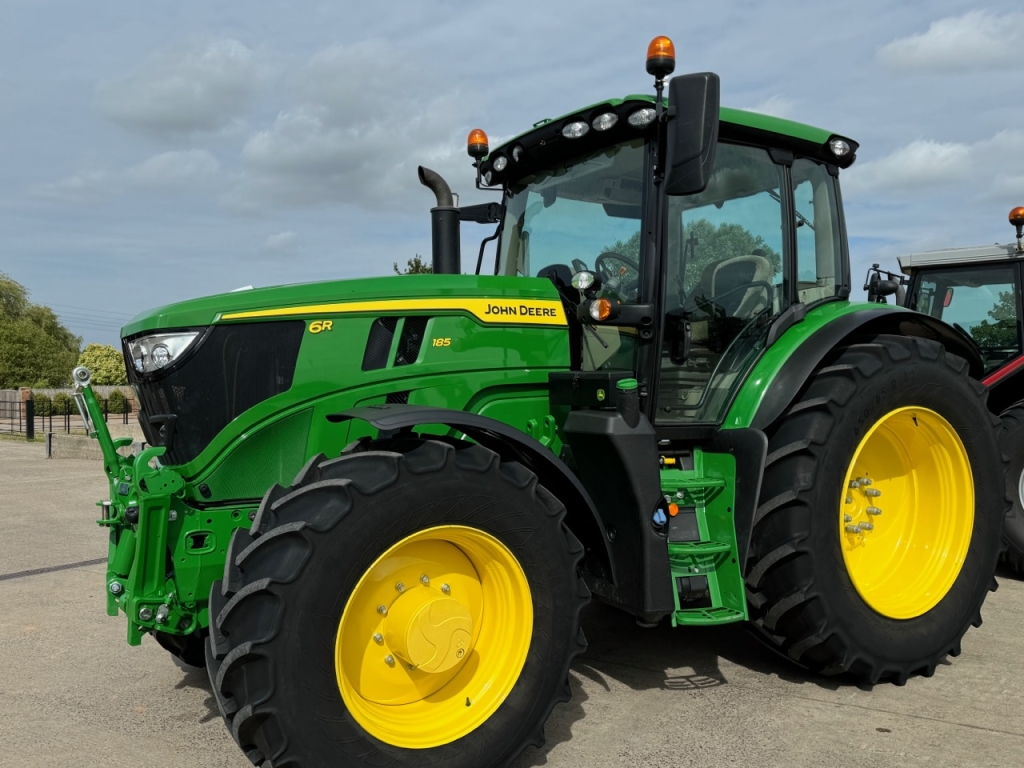 John Deere 6R 185