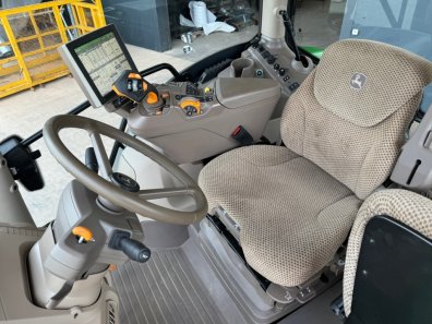 John Deere 6R 185