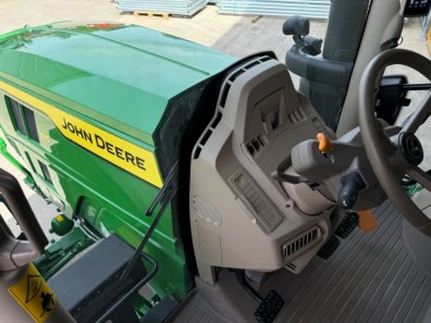 John Deere 6R 185