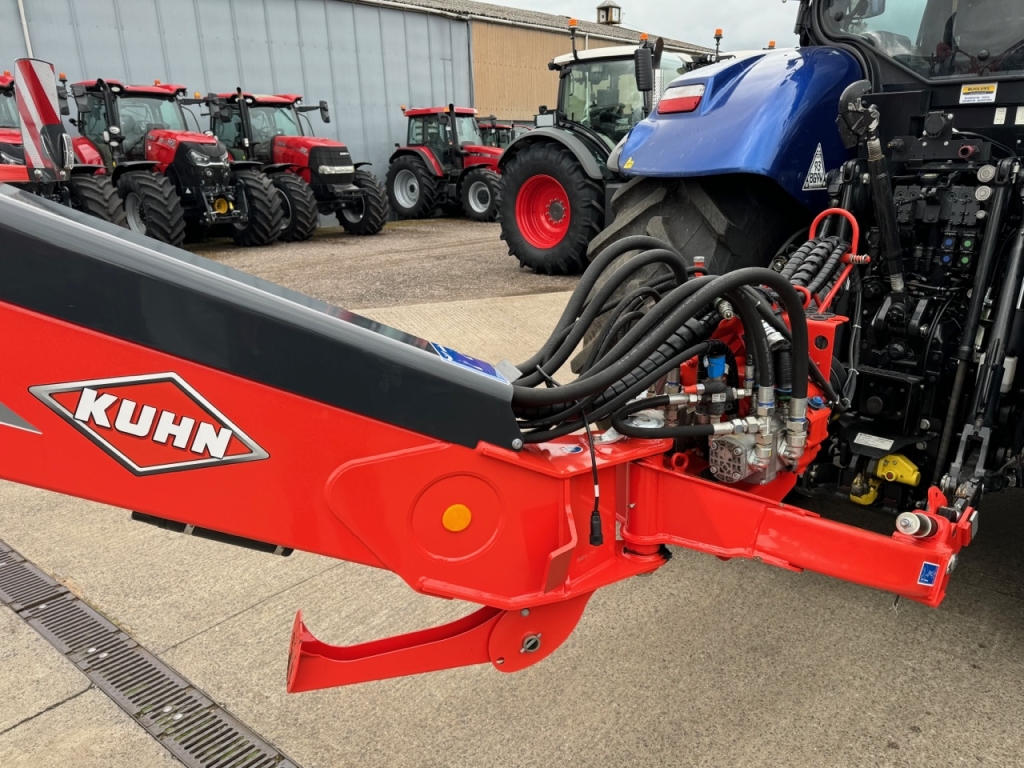 Kuhn Merge Maxx 950