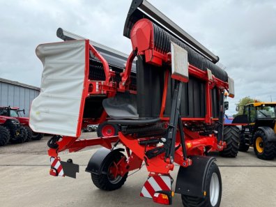 Kuhn Merge Maxx 950
