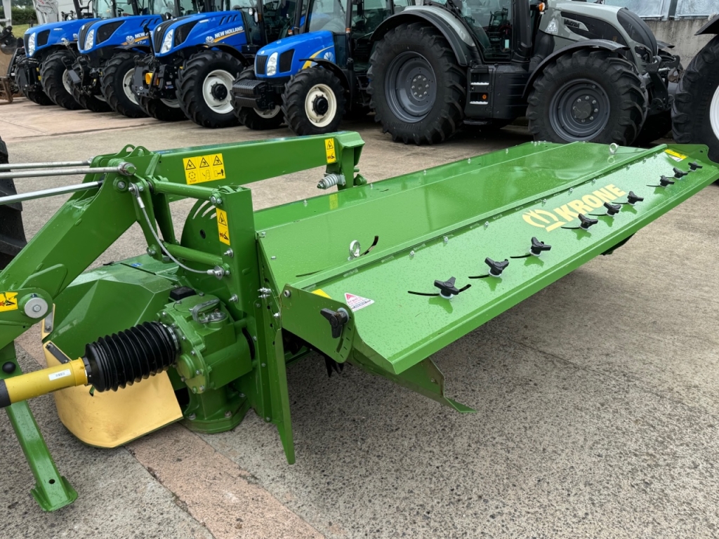 Krone EasyCut R 320 CV + F320 CV mower conditioners