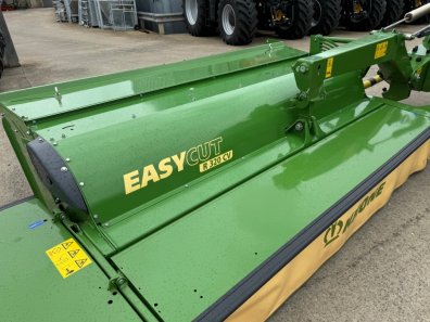 Krone EasyCut R 320 CV + F320 CV mower conditioners