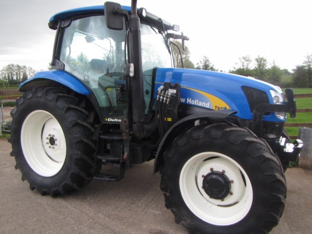 New Holland T6030 Delta