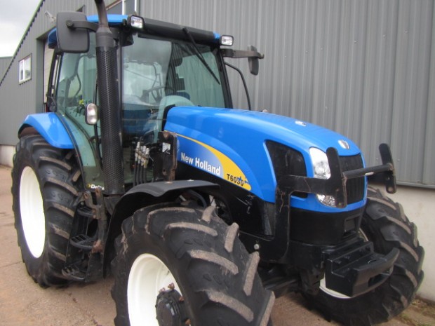New Holland T6030 Delta