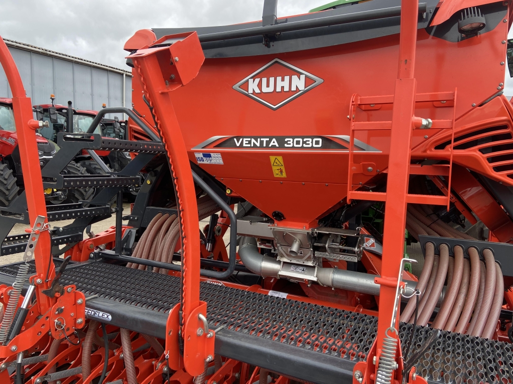 Kuhn Venta 3030 + HR3040 power combination drill