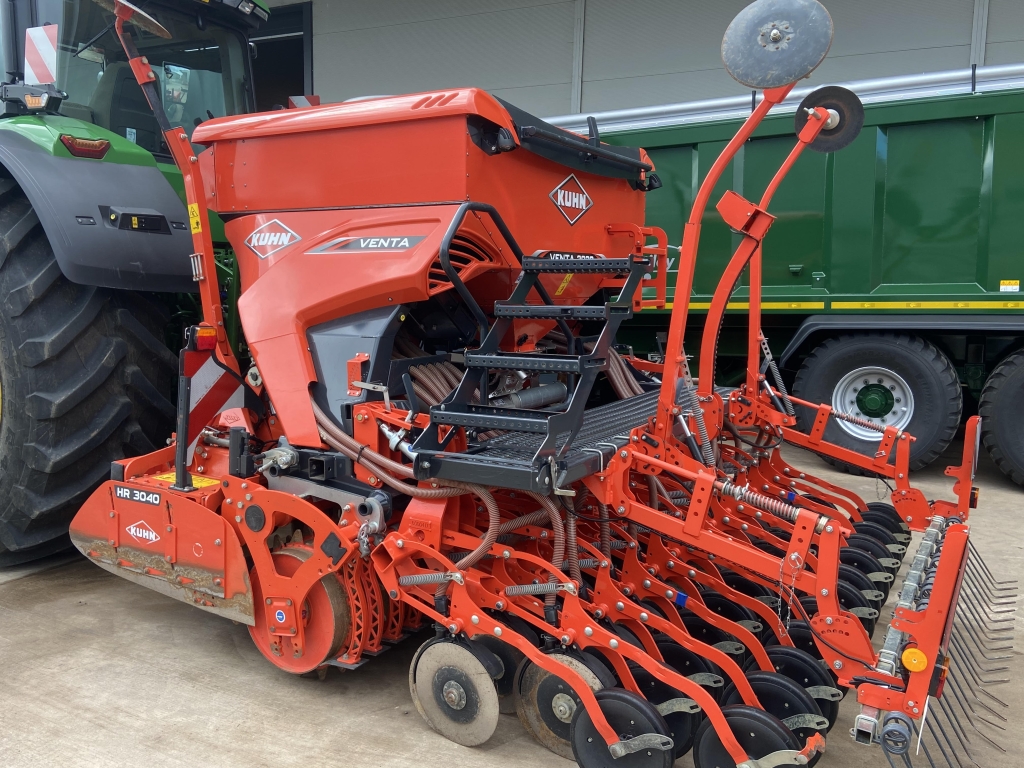 Kuhn Venta 3030 + HR3040 power combination drill
