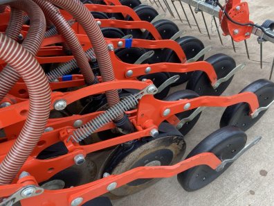 Kuhn Venta 3030 + HR3040 power combination drill