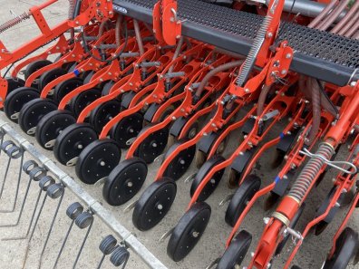 Kuhn Venta 3030 + HR3040 power combination drill