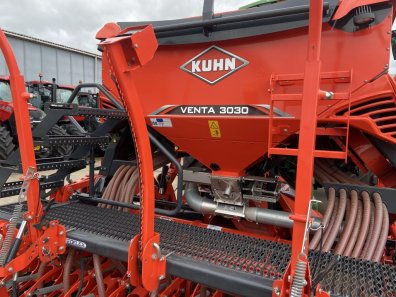 Kuhn Venta 3030 + HR3040 power combination drill