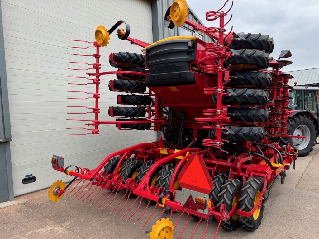 Vaderstad Rapid A 600S 6 Metre drill