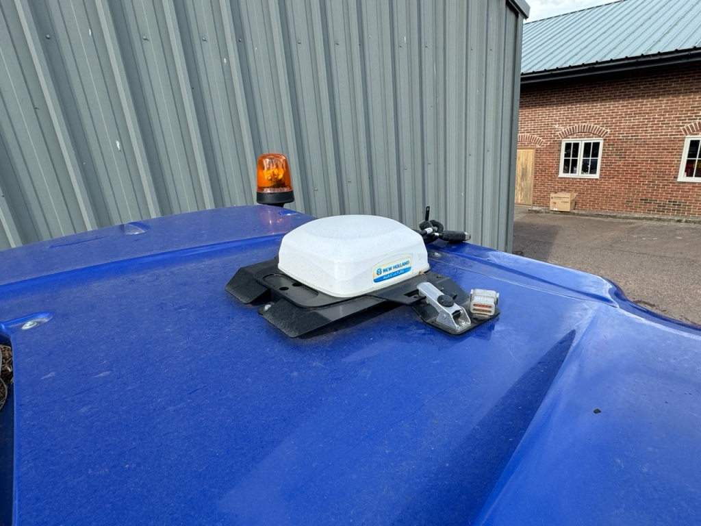 New Holland T7.270