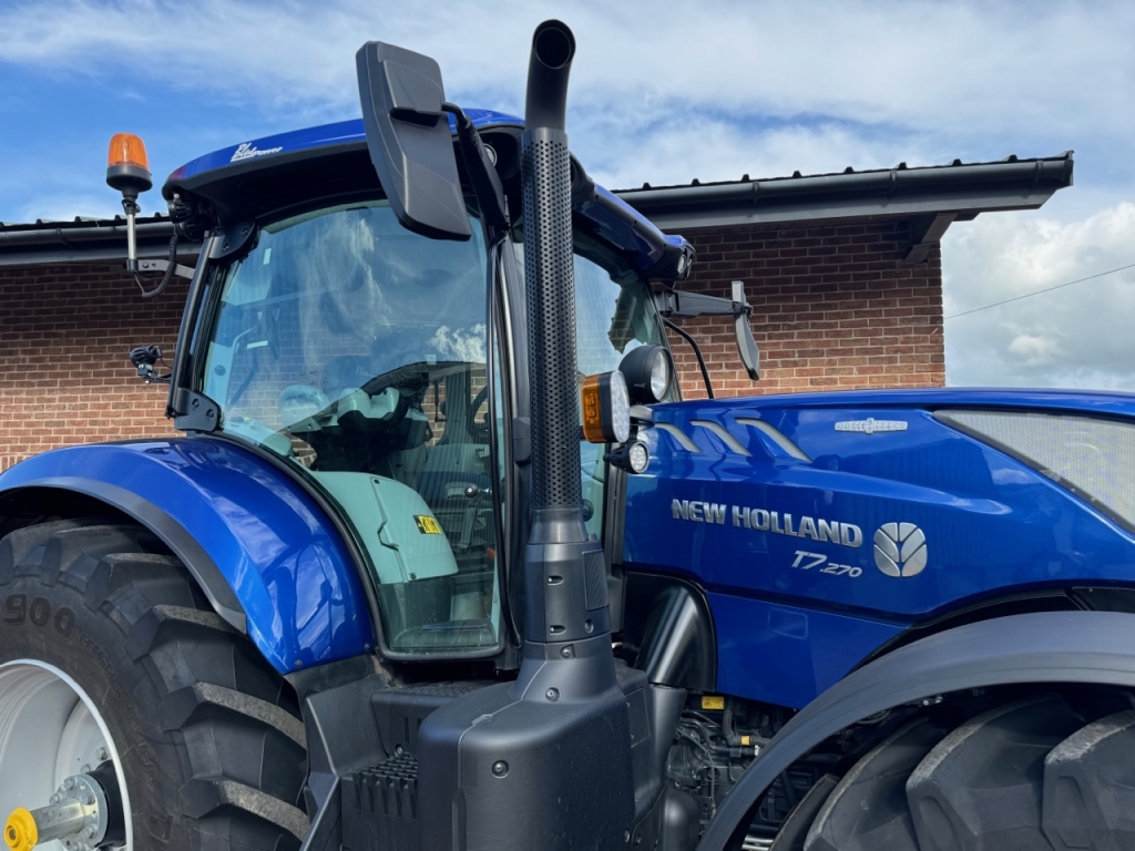 New Holland T7.270