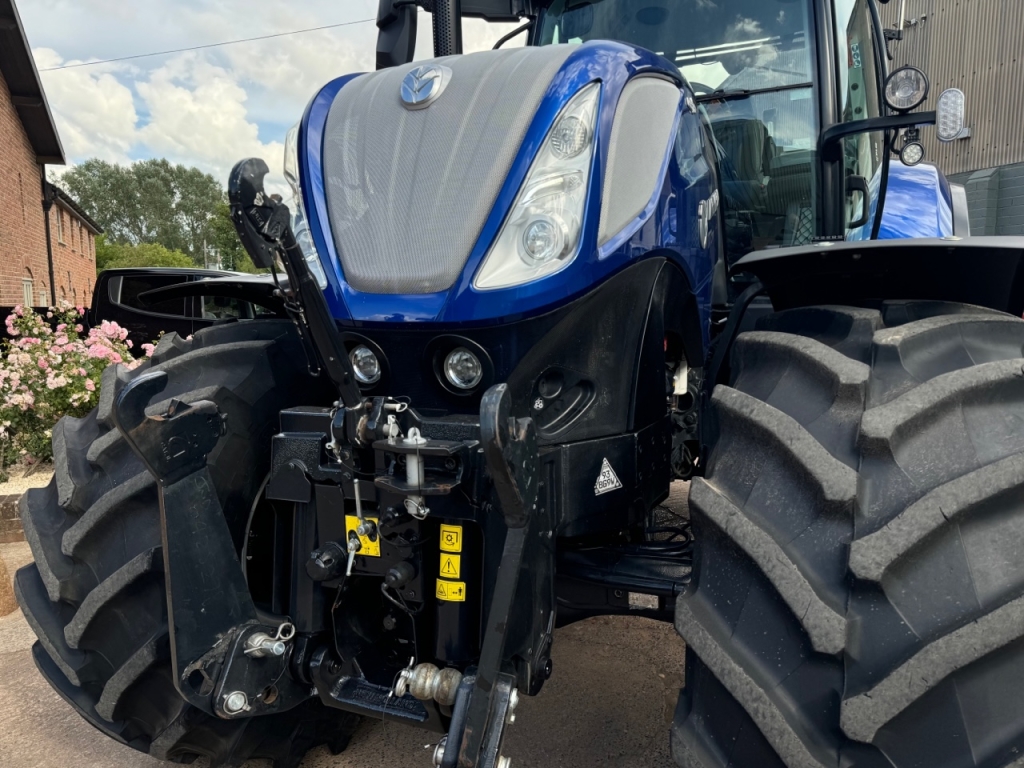 New Holland T7.270