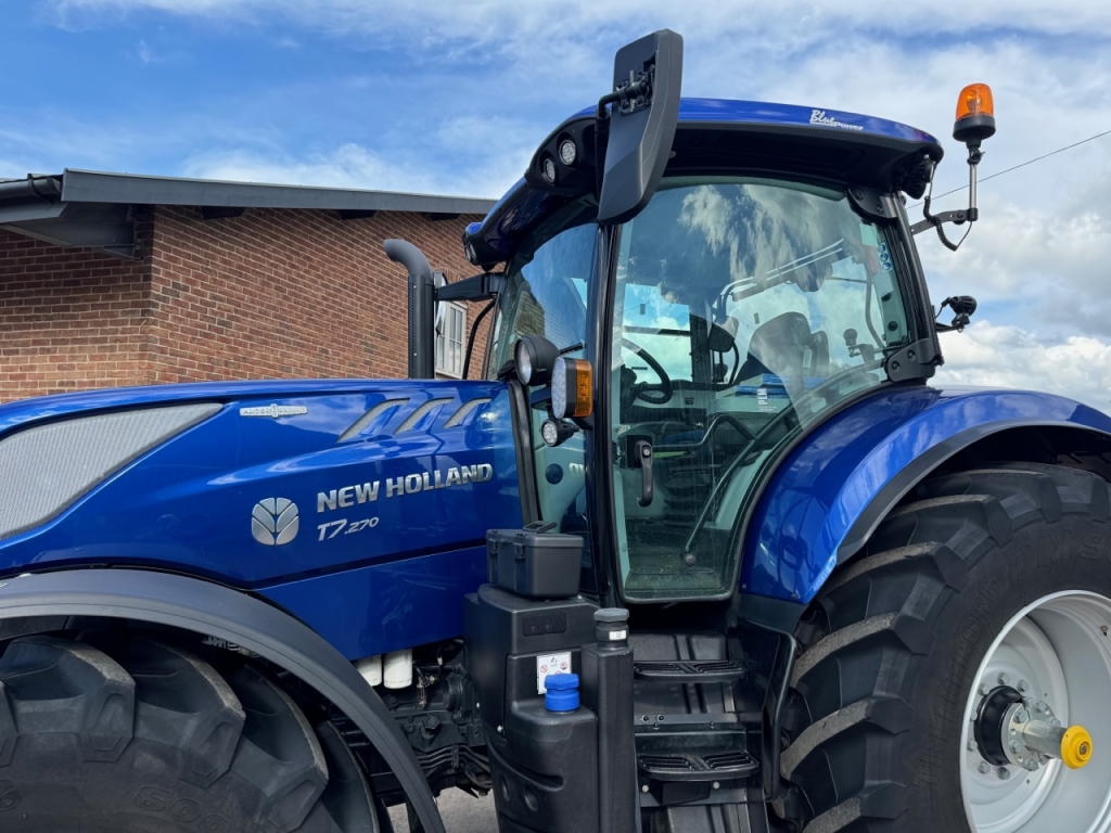 New Holland T7.270