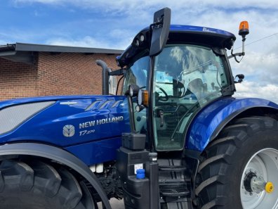 New Holland T7.270