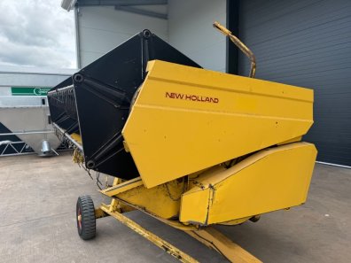 New Holland 8040