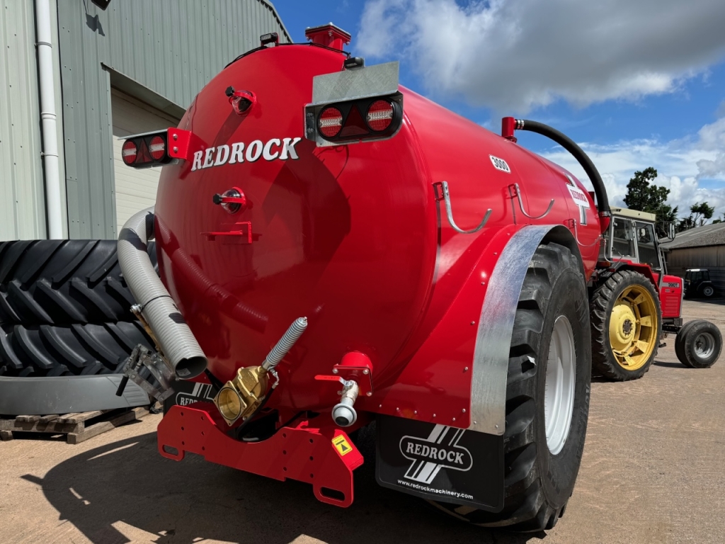 Redrock 3000 Gallon tanker
