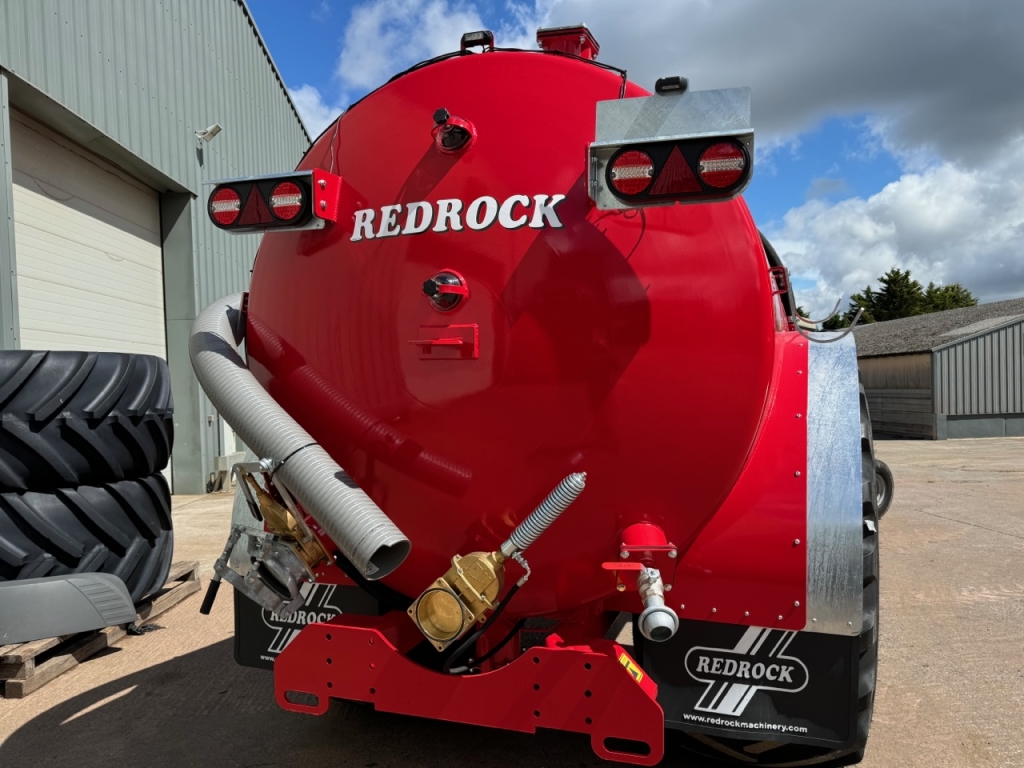 Redrock 3000 Gallon tanker