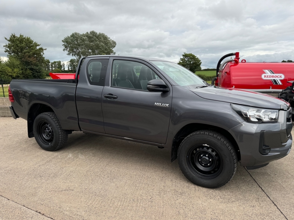 Toyota Hi-Lux Extra cab 2.4 Diesel