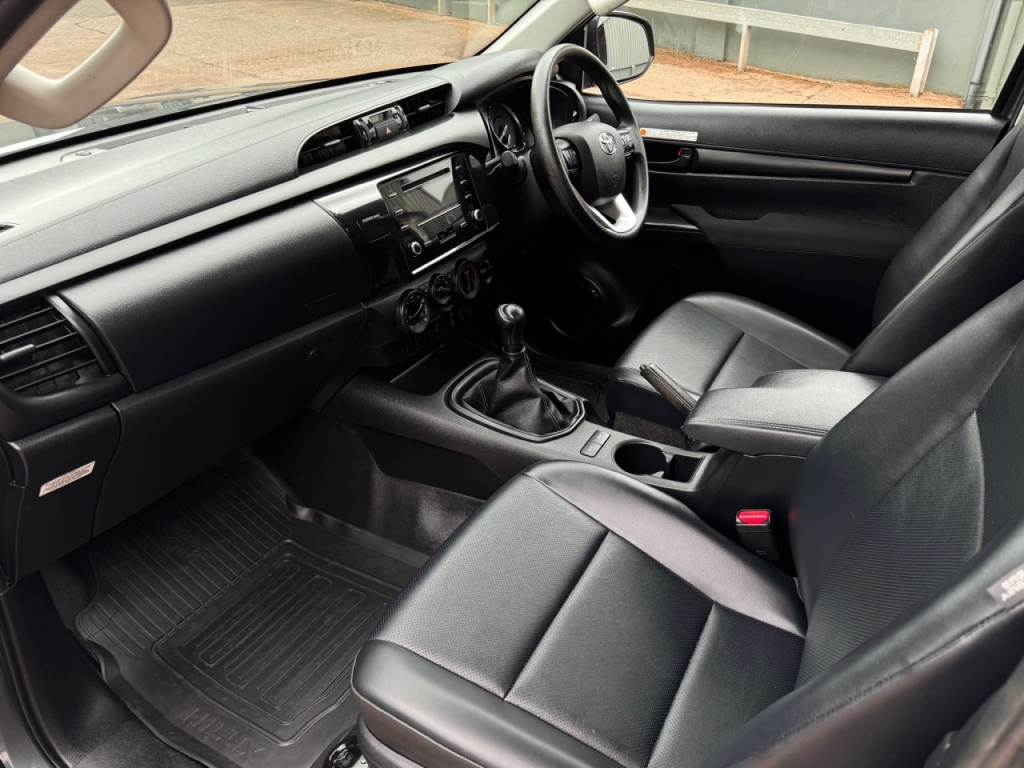Toyota Hi-Lux Extra cab 2.4 Diesel
