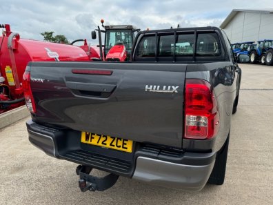 Toyota Hi-Lux Extra cab 2.4 Diesel
