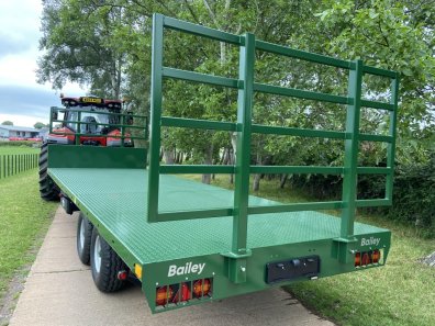 Bailey 10 ton flatbed trialer