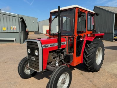 Massey Ferguson 240