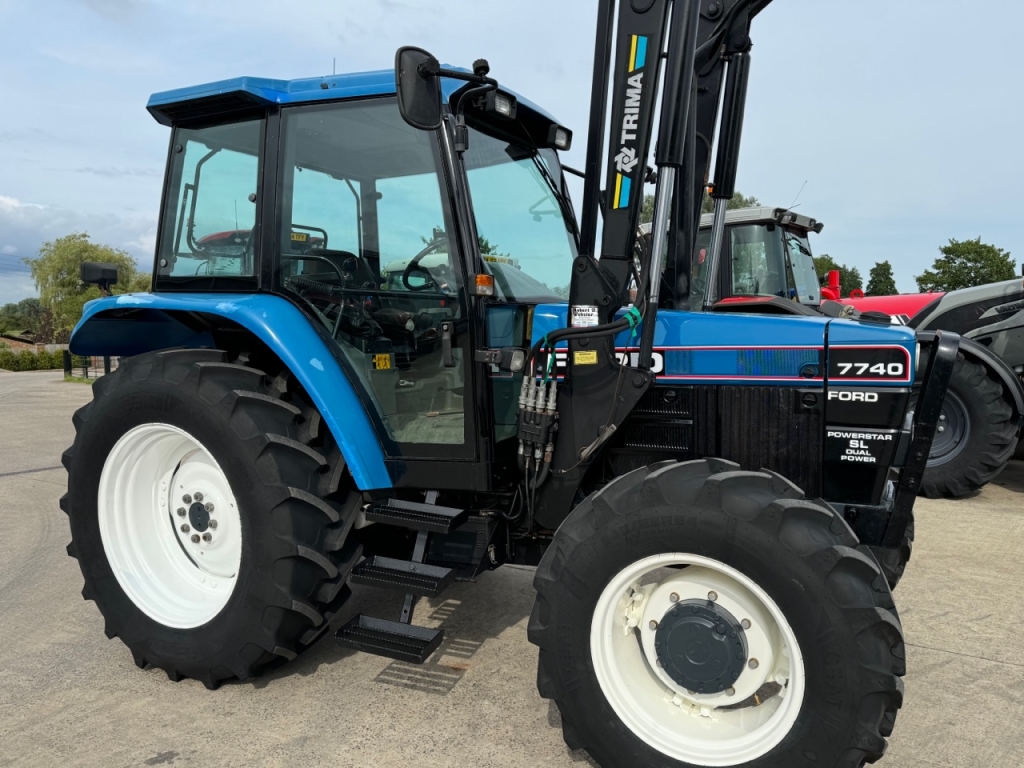 New Holland 7740 SL
