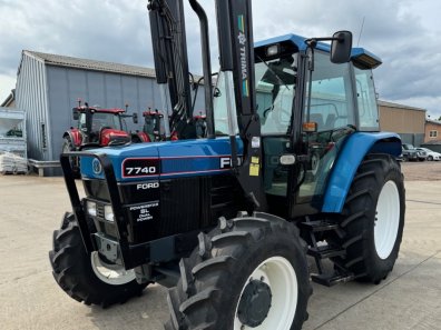 New Holland 7740 SL