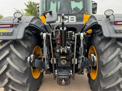 JCB 4220