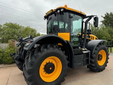 JCB 4220