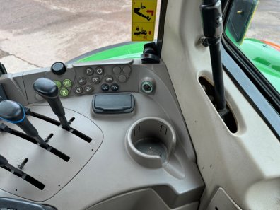 John Deere 6930