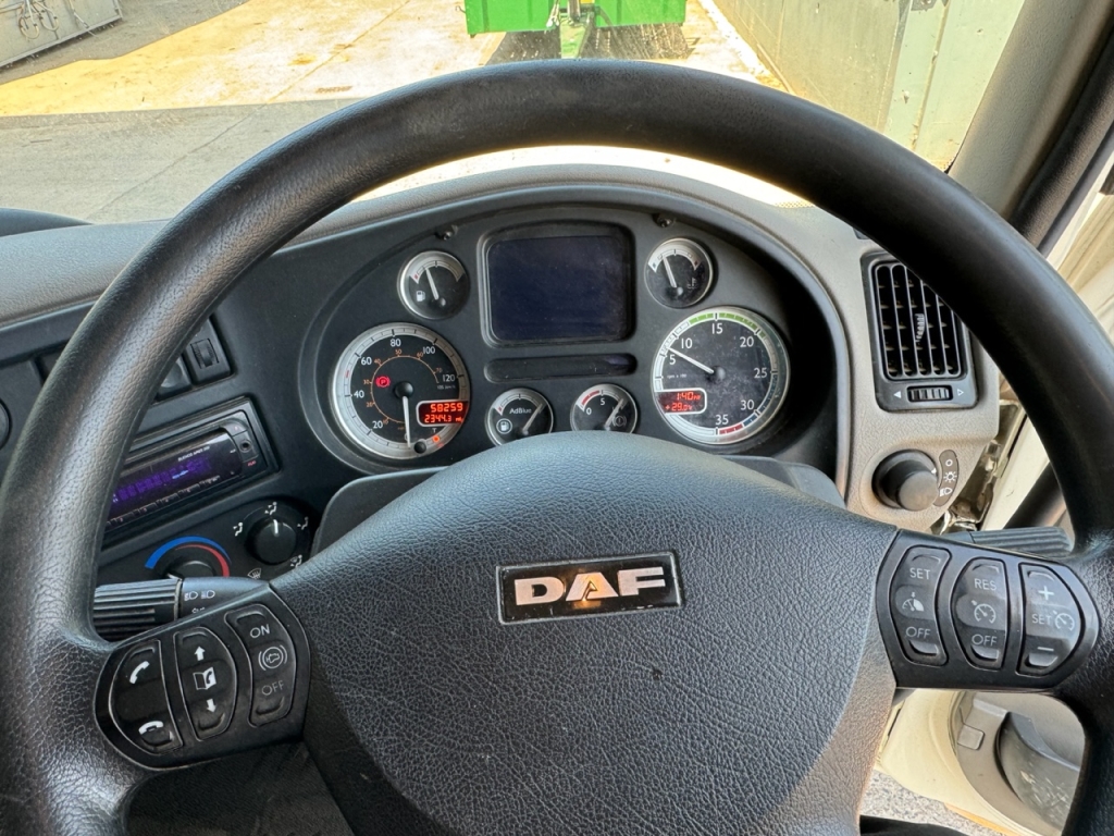 DAF LF 7.5 Ton horse lorry