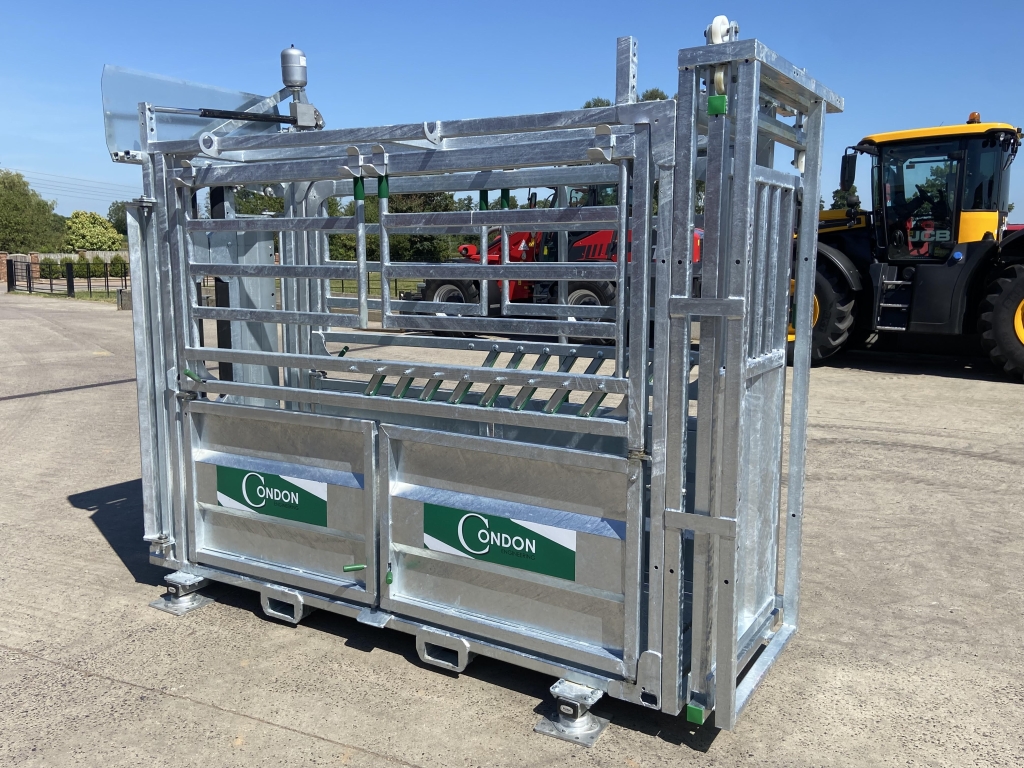 Condon Engineering supreme cattle crush