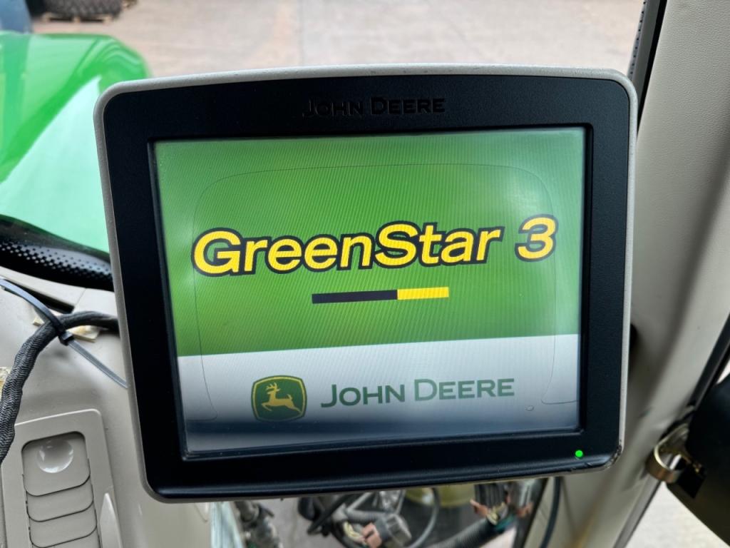 John Deere 7430