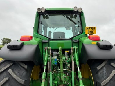 John Deere 7430