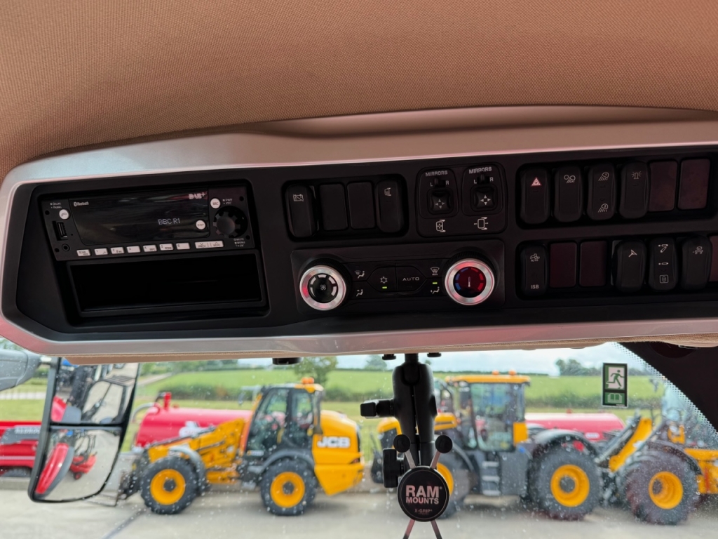 Case Puma CVX 260