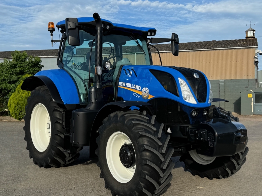 New Holland T7.210